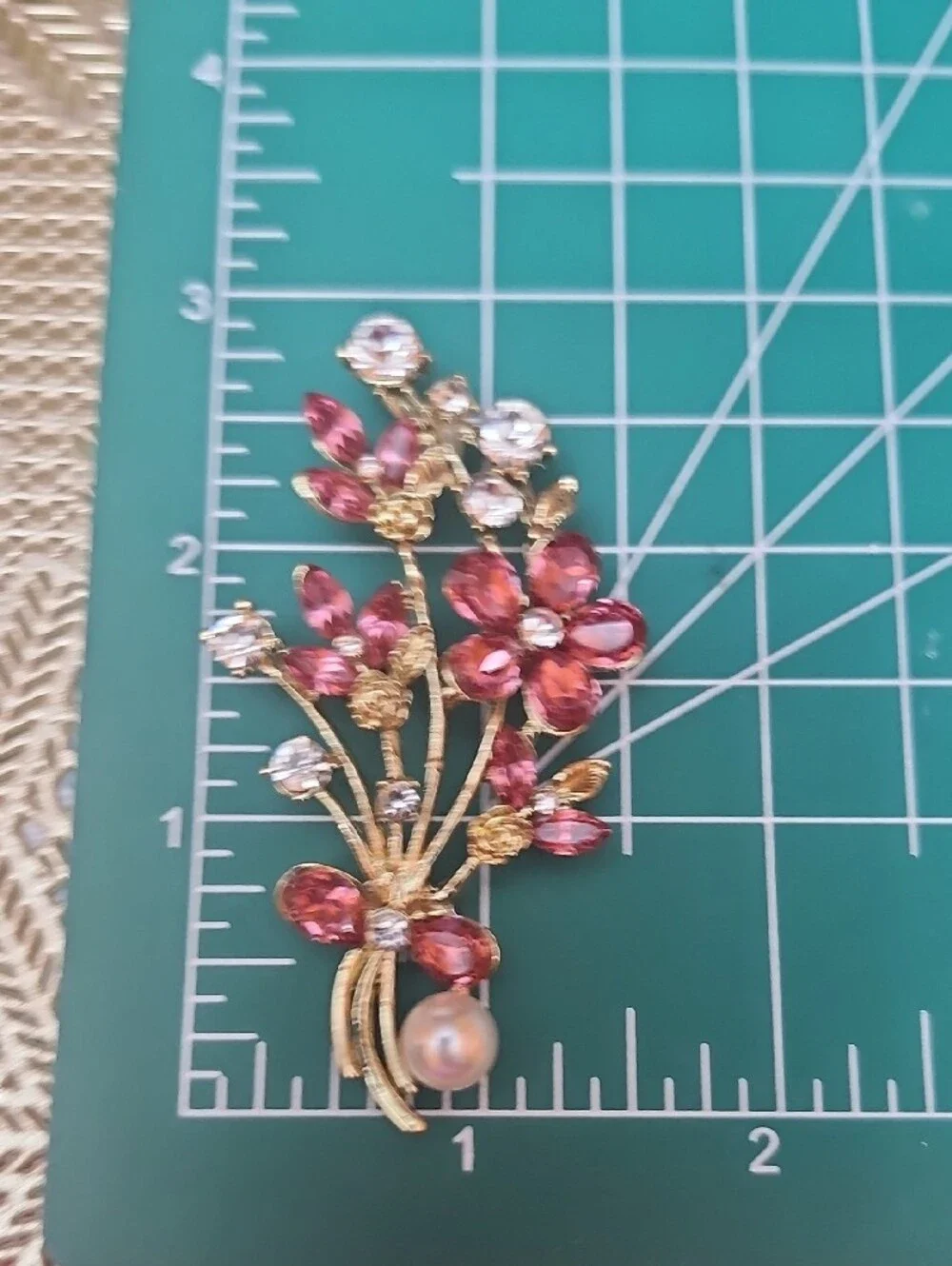 Elegant Pink Crystal Floral Brooch with Faux Pearl - Unbranded